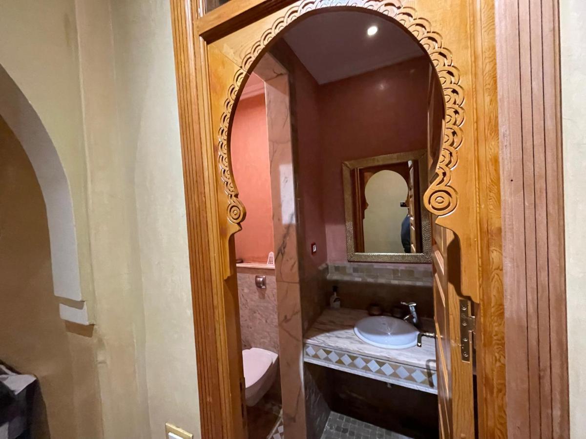 Les Fleurs Du Bien - Marrakech Apartment มาร์ราเกช ภายนอก รูปภาพ