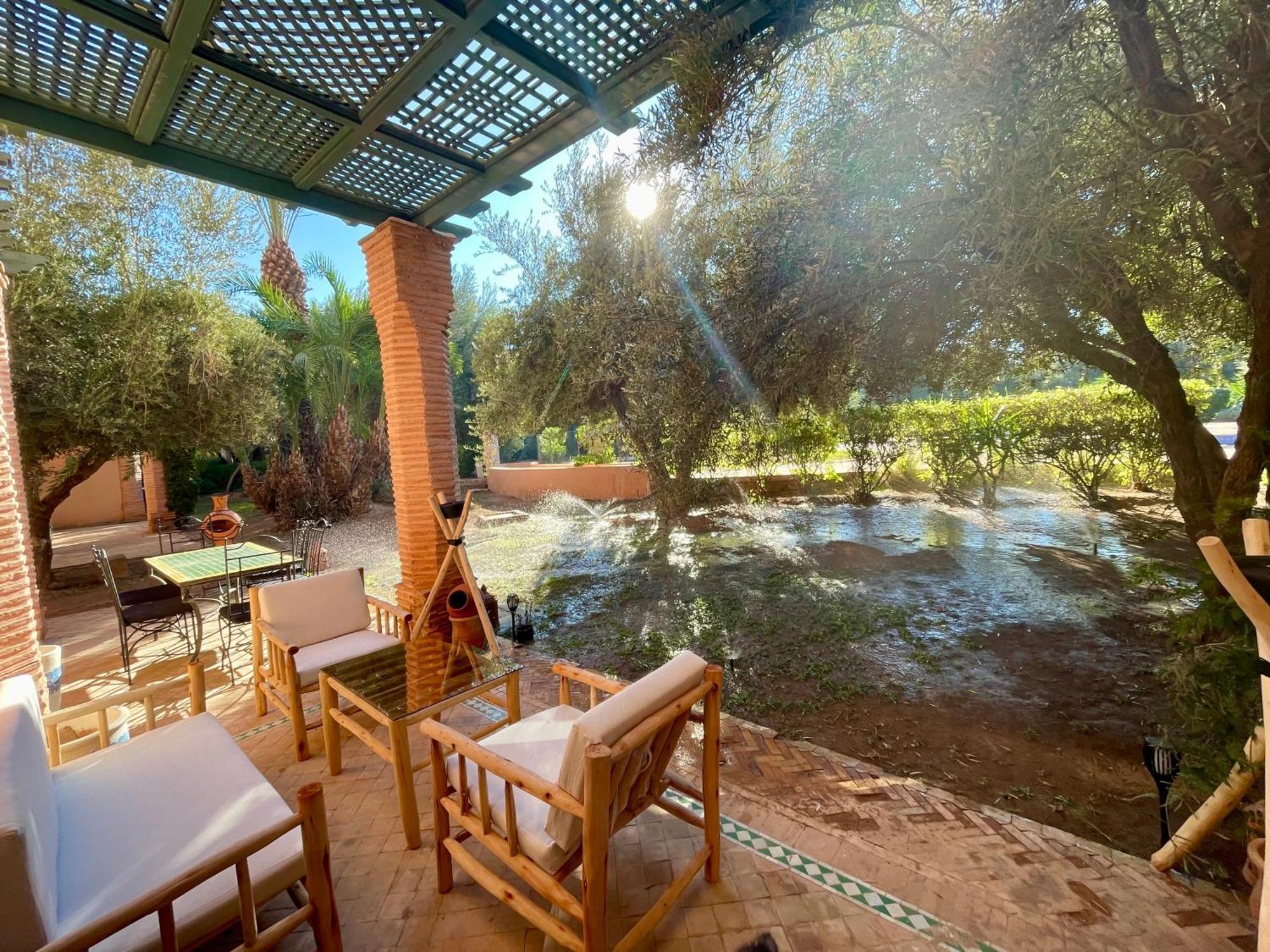 Les Fleurs Du Bien - Marrakech Apartment มาร์ราเกช ภายนอก รูปภาพ