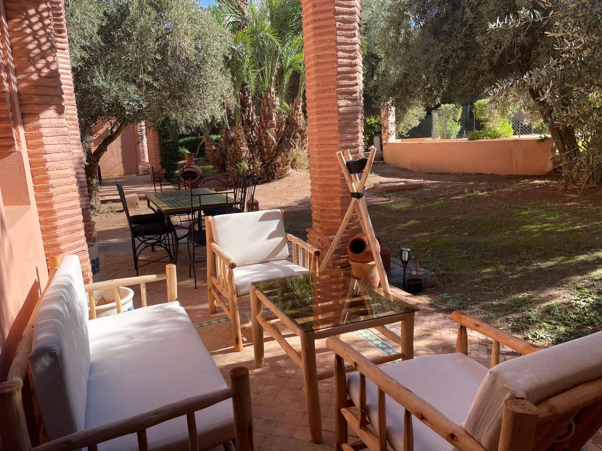 Les Fleurs Du Bien - Marrakech Apartment มาร์ราเกช ภายนอก รูปภาพ