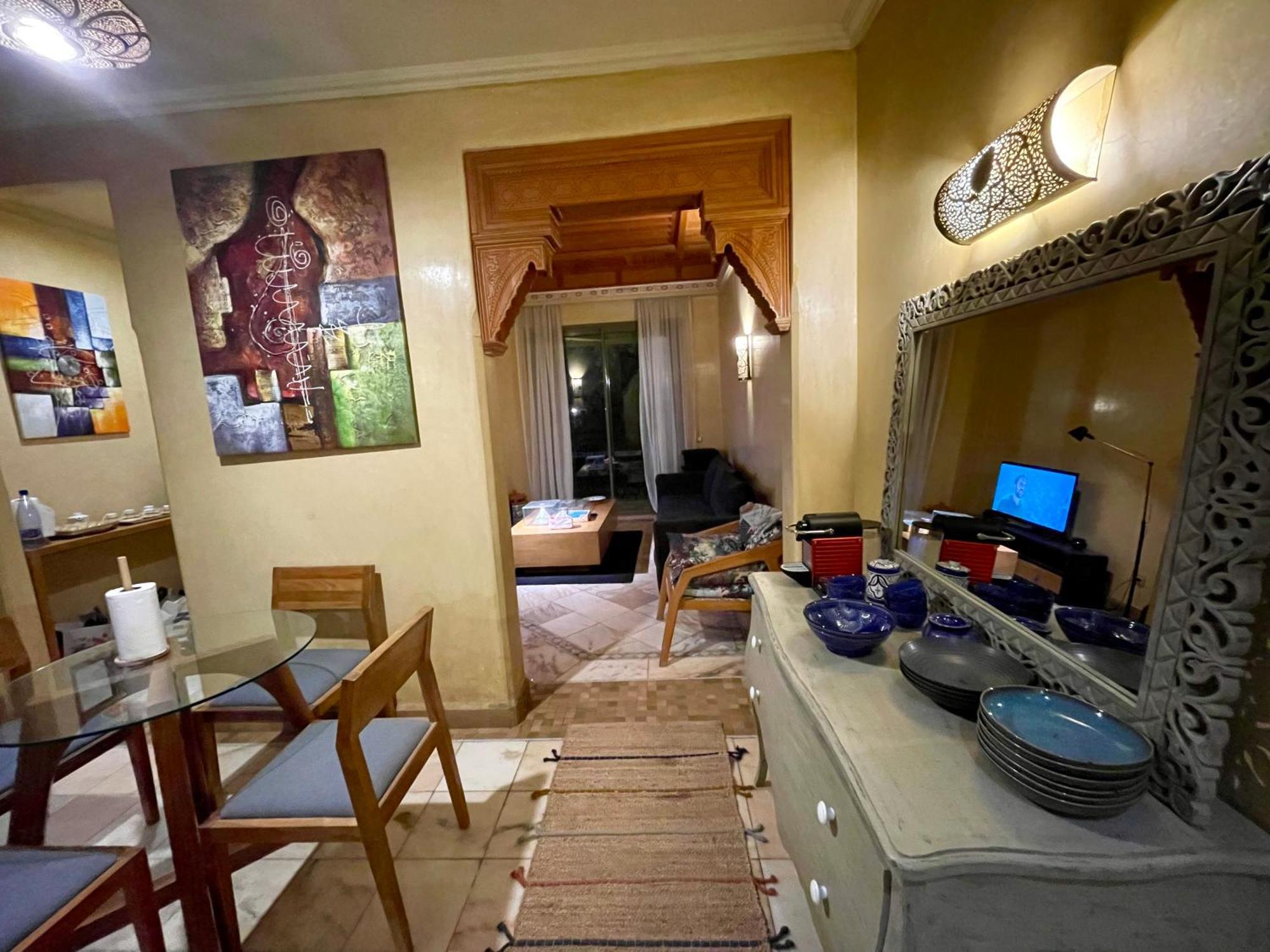 Les Fleurs Du Bien - Marrakech Apartment มาร์ราเกช ภายนอก รูปภาพ